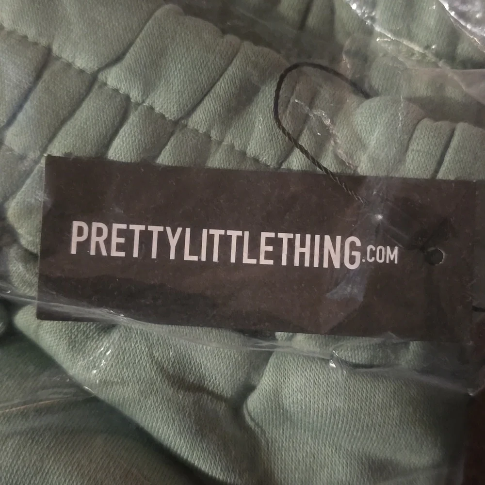PrettyLittleThing plt sage